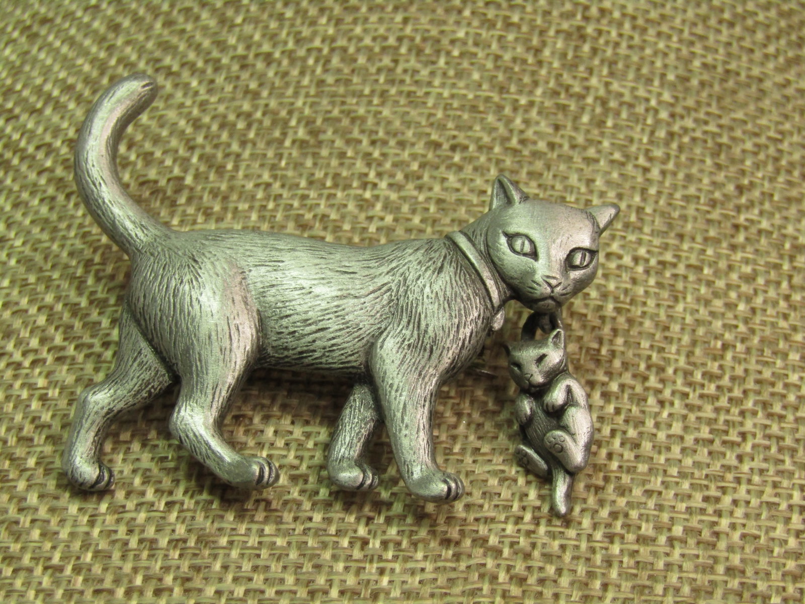 Vintage Mom Cat Carrying Kitten Brooch, Signed JJ, 1980's - 2