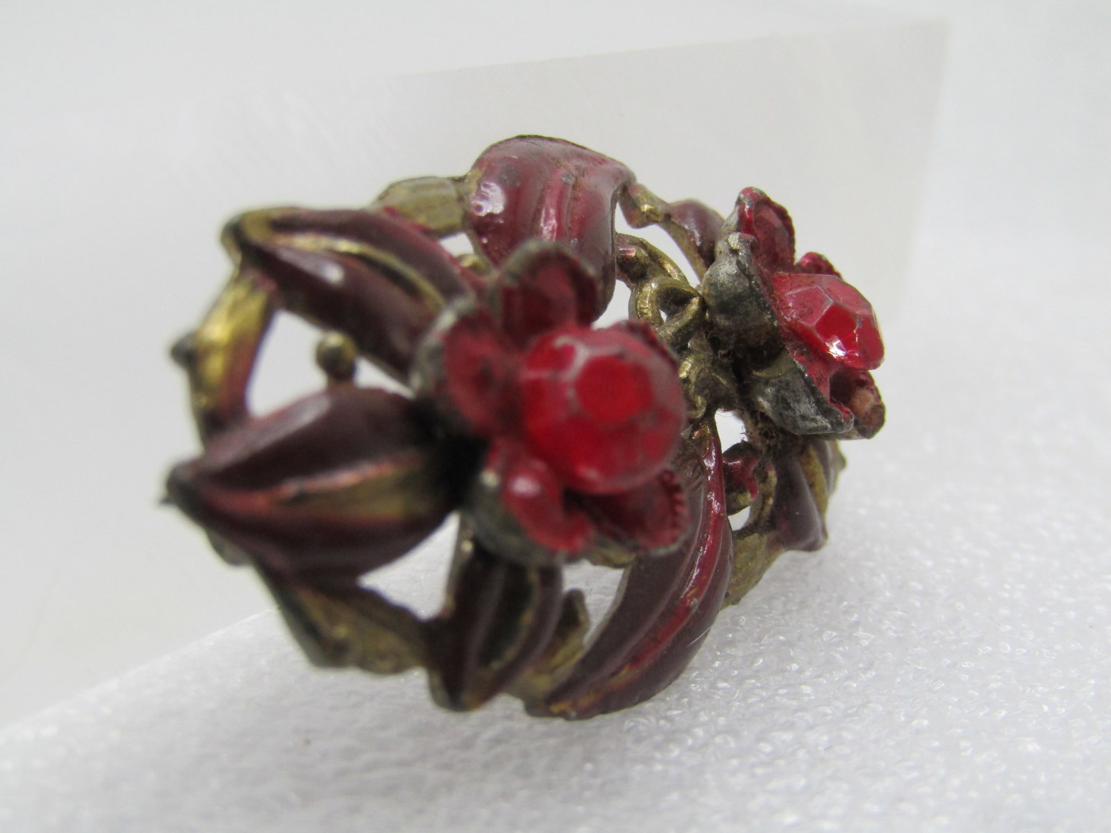Antique Red Enameled Floral Brooch, with Rhinestones, C-Clasp, 1800's-1910 - 3
