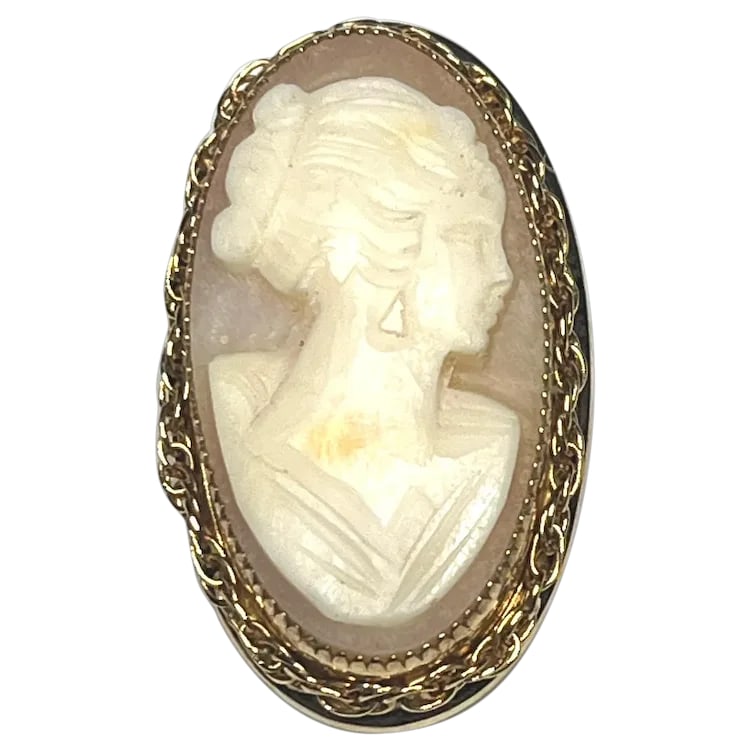 Vintage Oval Shell 12k GP Cameo Brooch/Pin: Title: Vintage Oval Shell 12k GP Cameo Brooch/Pin Description: Vintage Oval Shell 12k GP Cameo Brooch/Pin. Hallmarked 1/20 12K GP. Weighs 7.1 grams. Measures Approx. 1.5 x .75 inches Date/Period: Vint