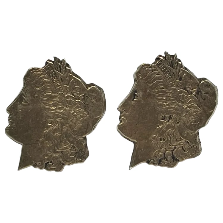 Estate Custom Made Morgan Silver Dollar Cuff Links: Title: Estate Custom Made Morgan Silver Dollar Cuff Links Description: Estate Custom Made Morgan Silver Dollar Cuff Links. Hallmarked: God We Trust, Liberty, (Actually Made from Coin). Weighs 27.5