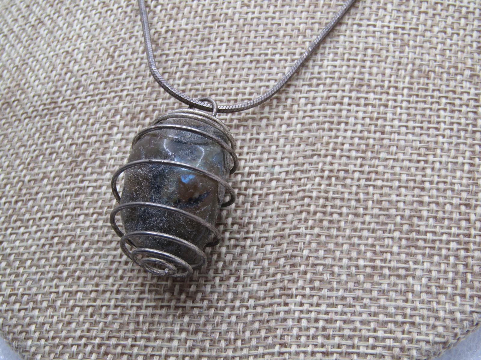 Vintage Sterling Spectrolite/Labradorite Caged Pendant Necklace, 16", 1980's-1990's, Southwestern - 2
