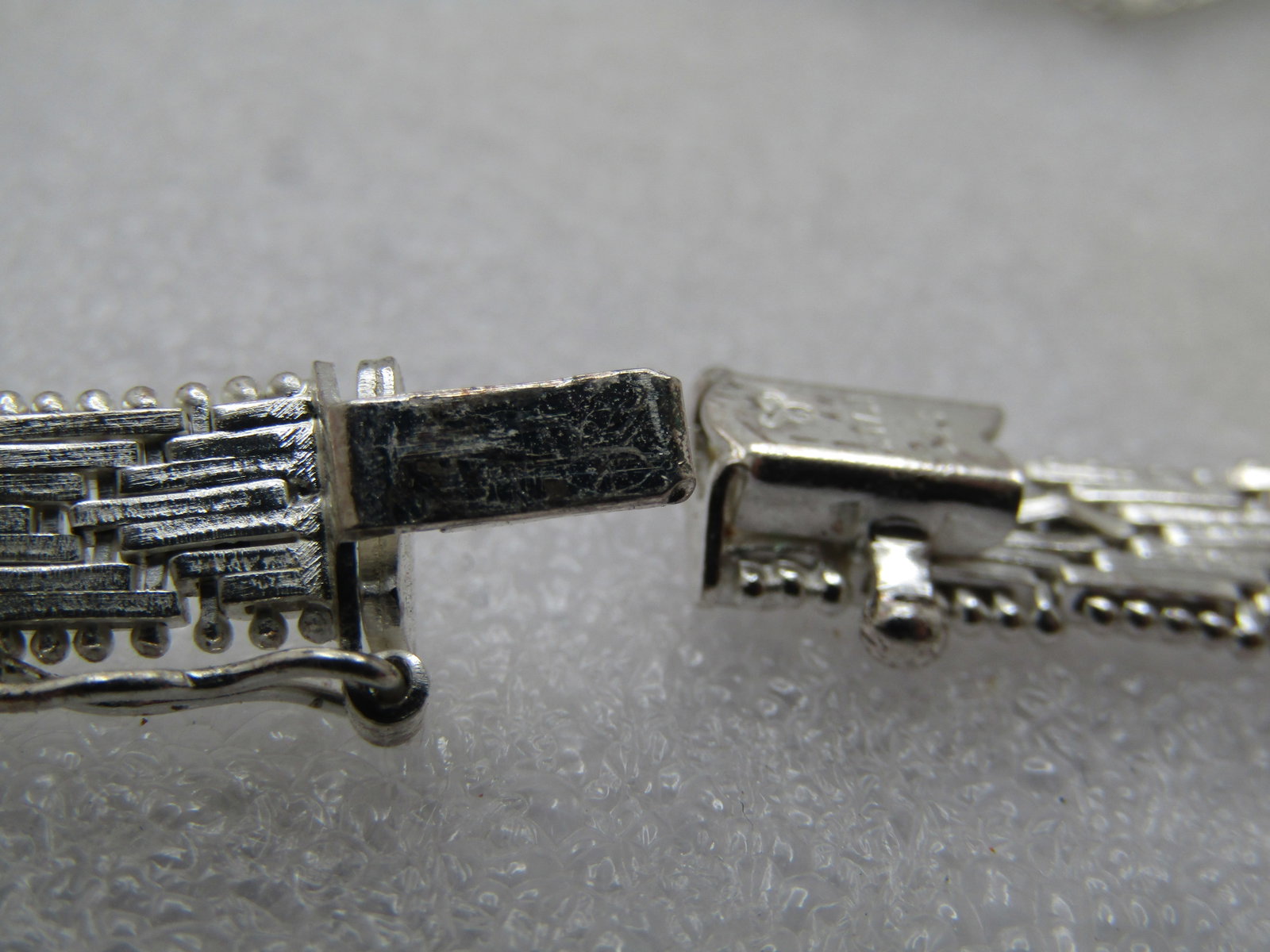 Sterling Silver Woven Sterling Necklace, V-Front, 17.5", 1990's, Signed - 5