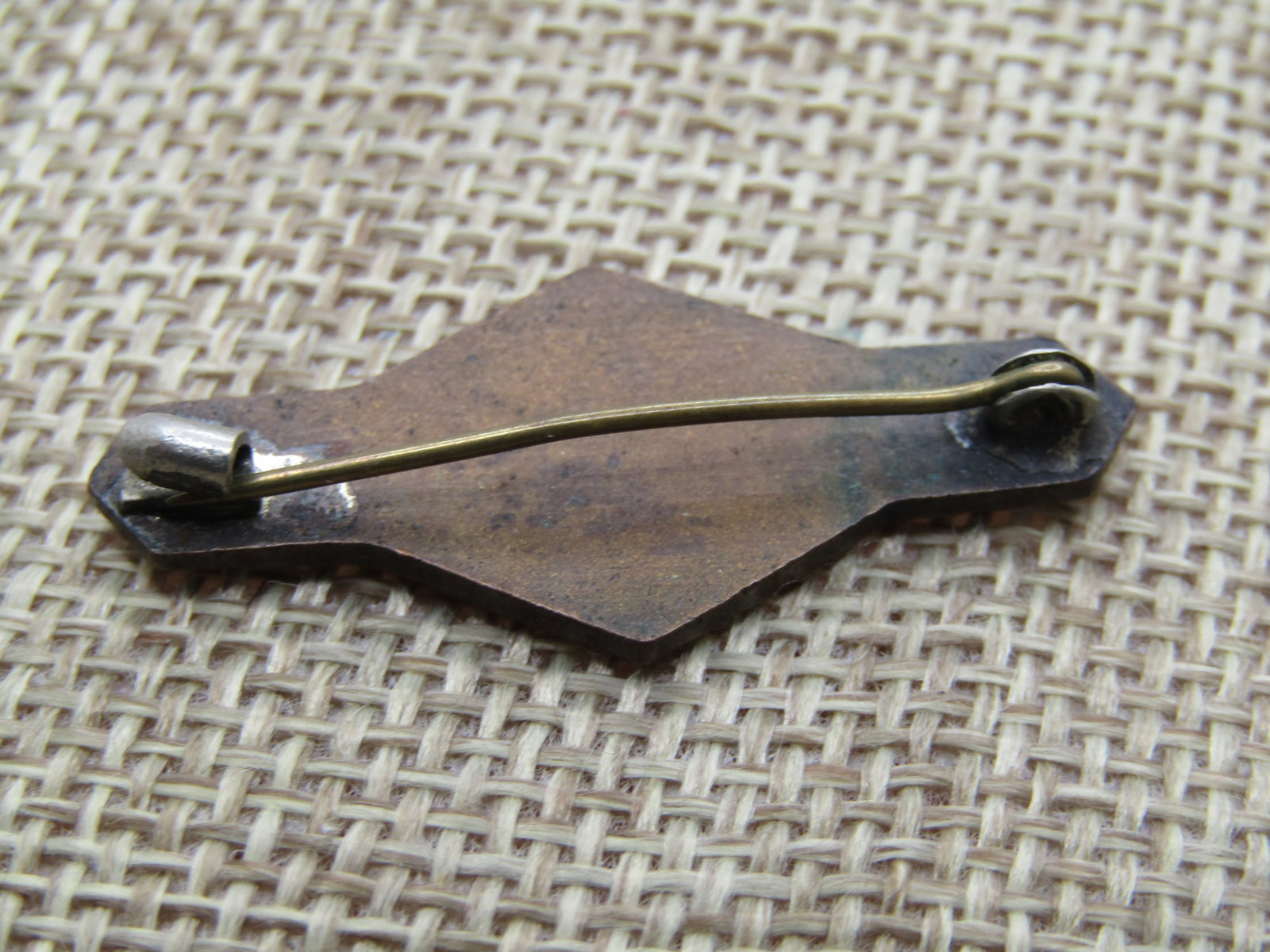 Vintage Guilloche Blue Lovebirds Brooch, 1920's - 4
