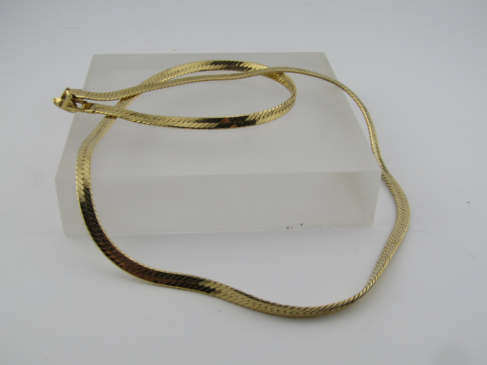 Vintage Gold Tone Herringbone Necklace, 24", 1980's - 4
