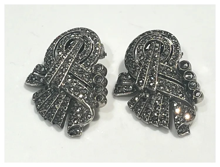 Vintage Art Deco Silver and Marcasite Collar/ Shoe Clip Set - 3
