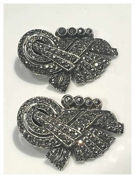 Vintage Art Deco Silver and Marcasite Collar/ Shoe Clip Set - 4