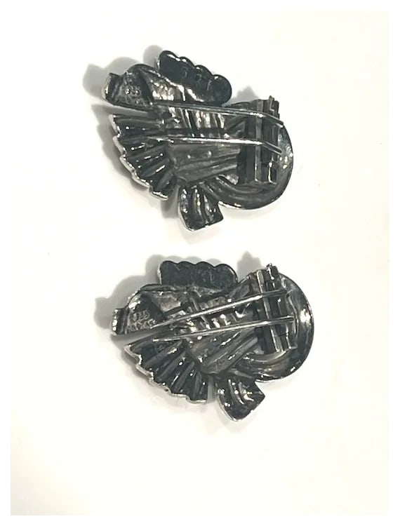 Vintage Art Deco Silver and Marcasite Collar/ Shoe Clip Set - 5