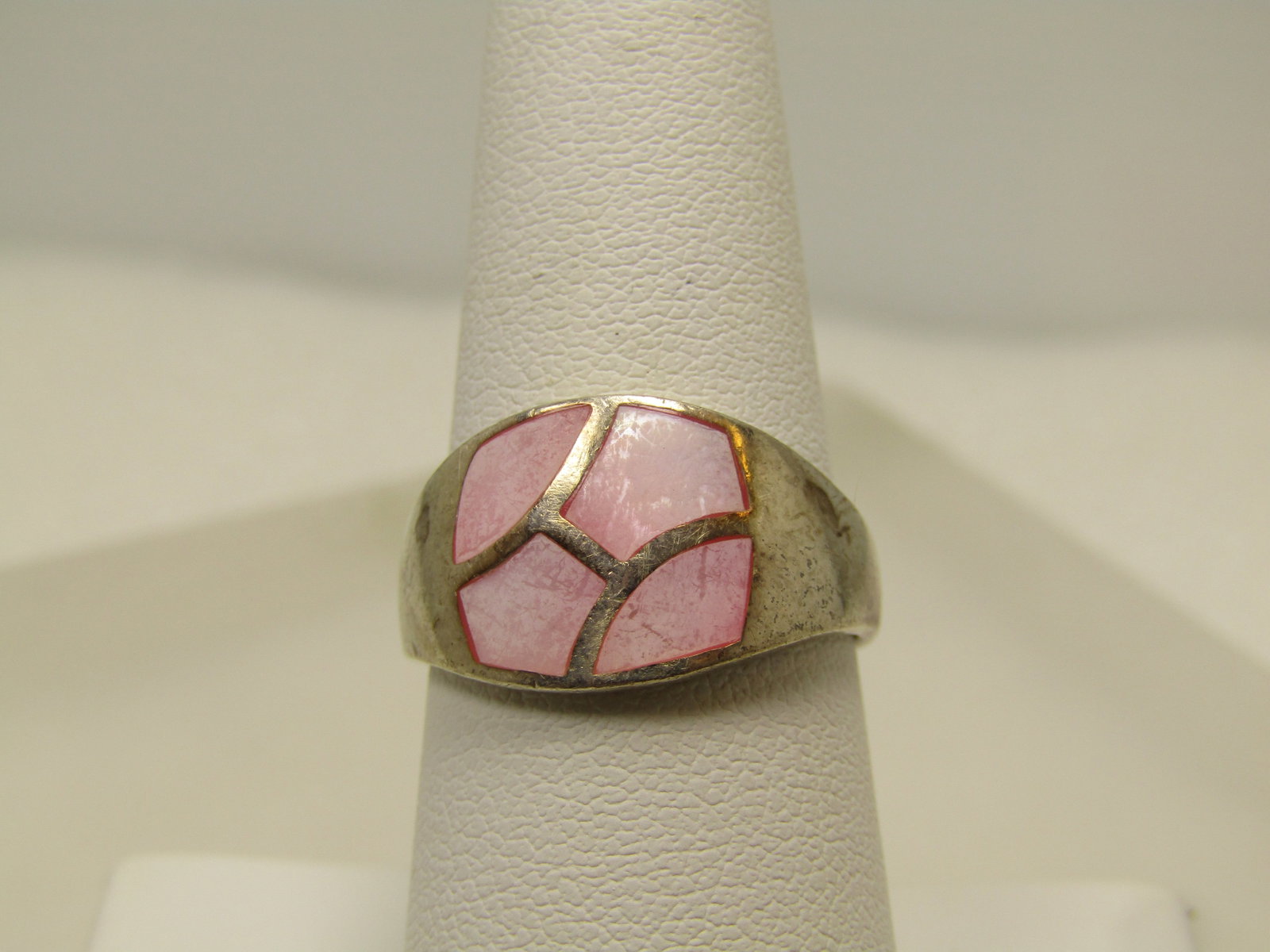 Vintage Inlaid Pink Mother-of-Pearl ring, Sz. 7.75, 1980's, Signed - 2