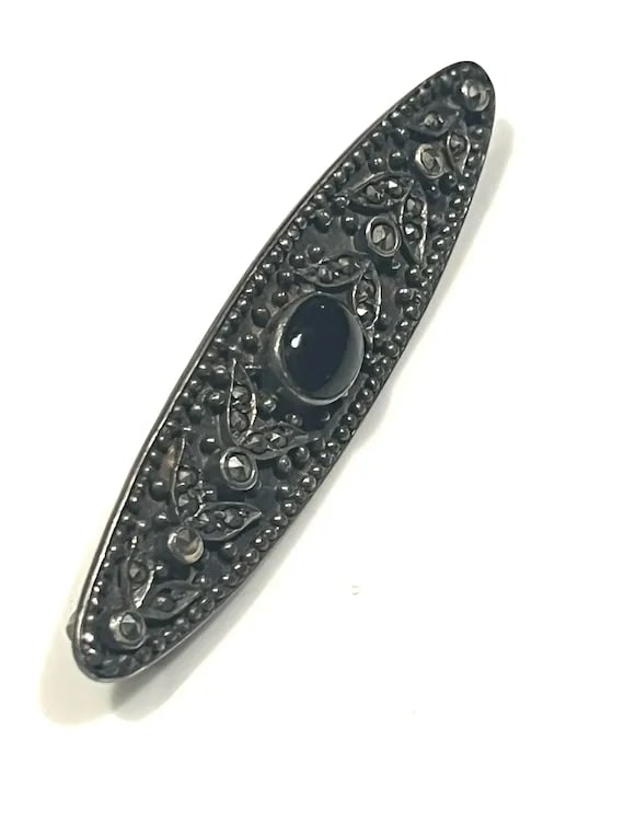 Vintage Sterling Silver Black Onyx and Marcasite Oval Brooch - 2
