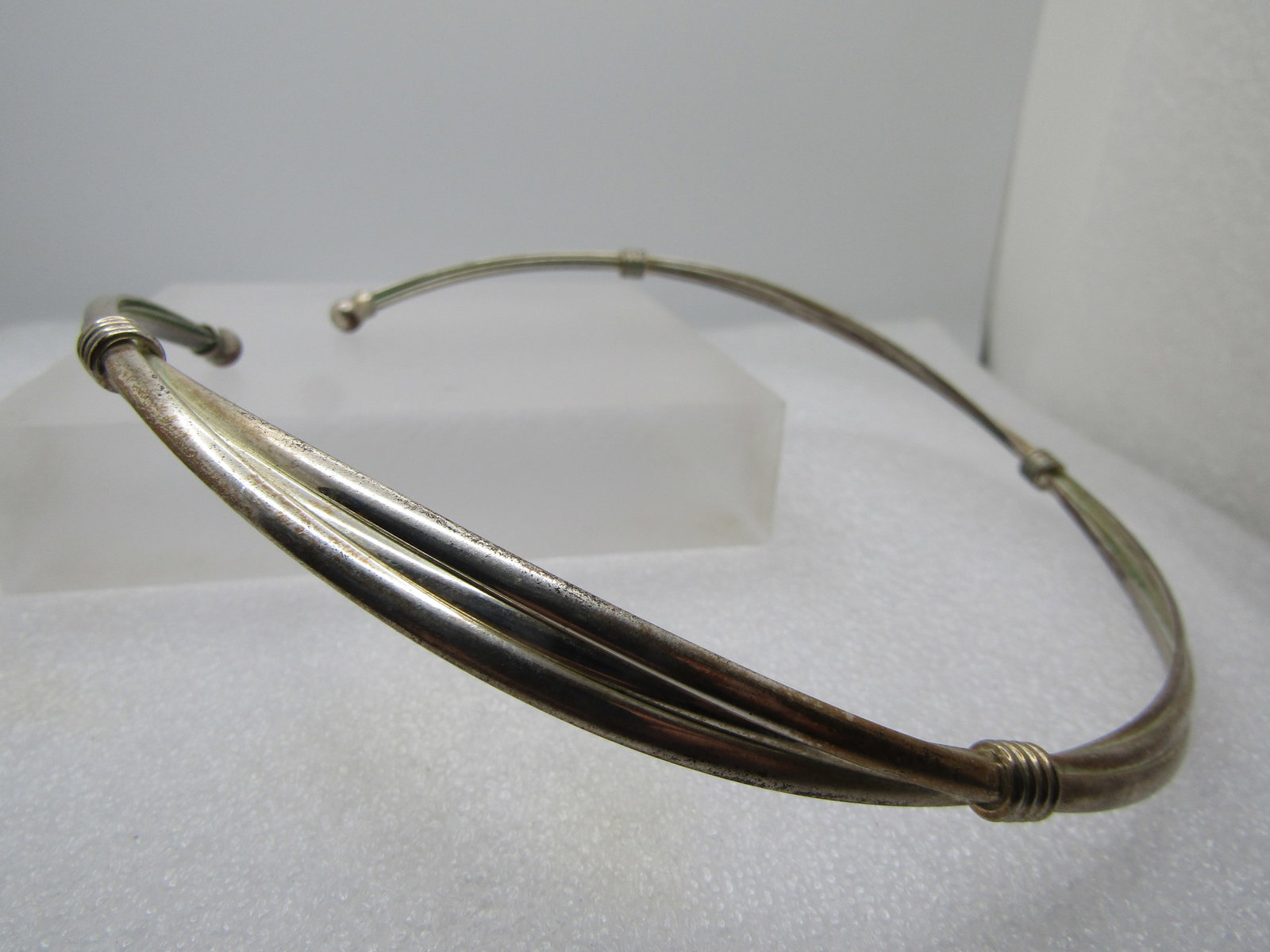 Vintage Triple Band Cuff Necklace/Choker, 16" -17", Silver Tone 1970's-1980's - 6