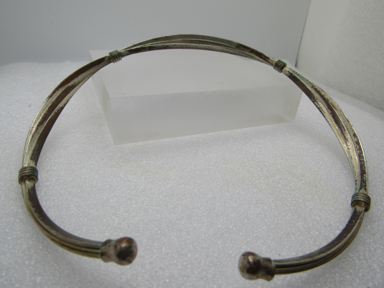 Vintage Triple Band Cuff Necklace/Choker, 16" -17", Silver Tone 1970's-1980's - 7