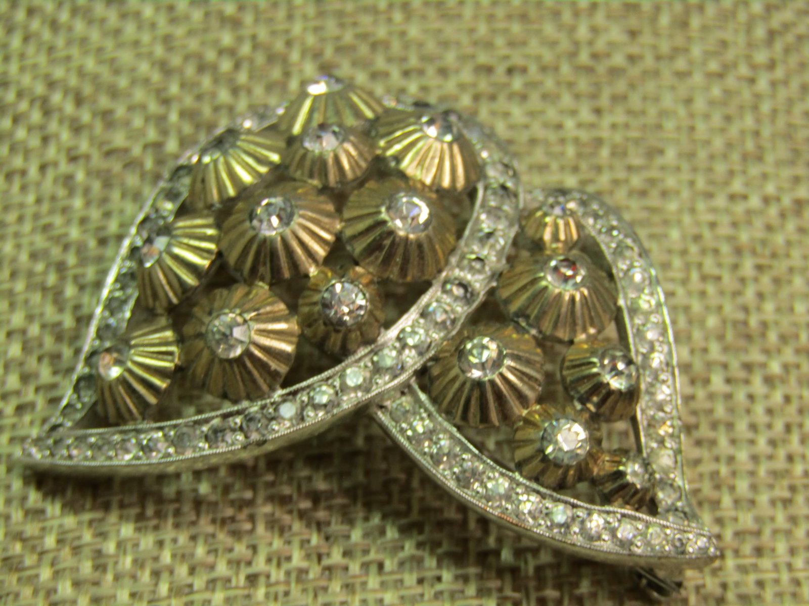 Vintage Jomaz Two-Tone Winged Brooch, Rhinestones, 1940's-1950's - 4