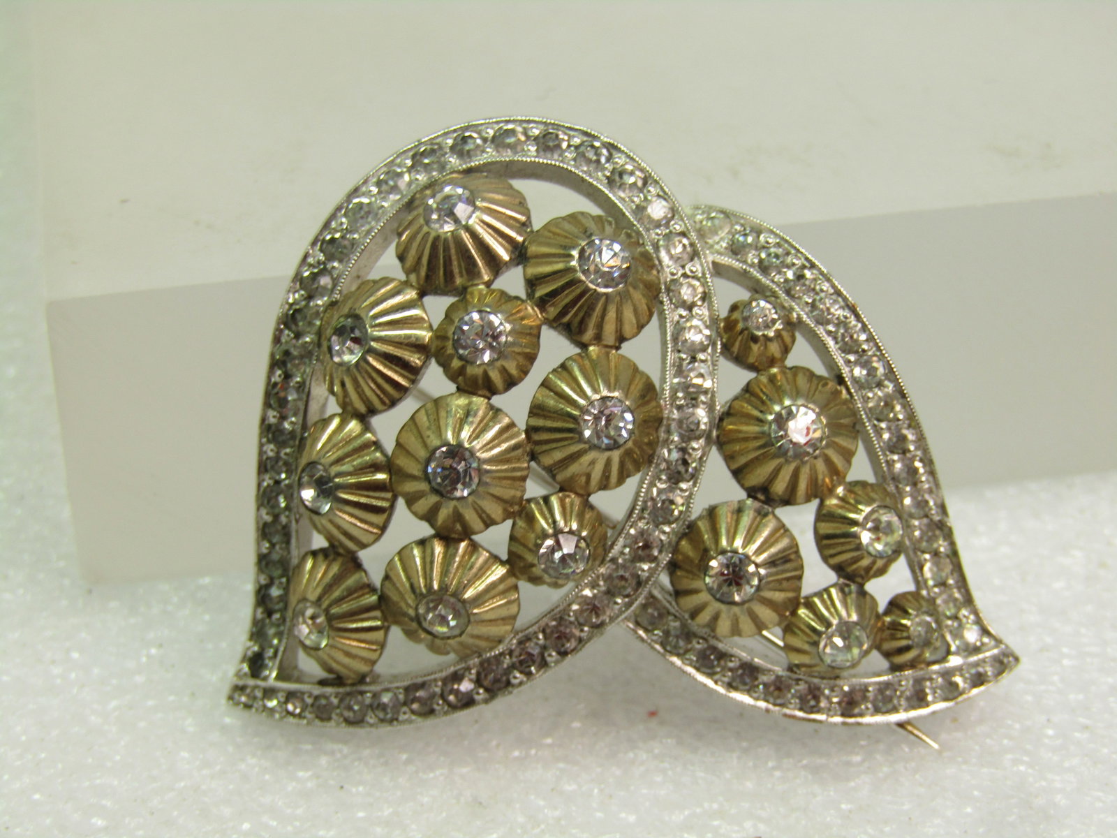 Vintage Jomaz Two-Tone Winged Brooch, Rhinestones, 1940's-1950's - 7