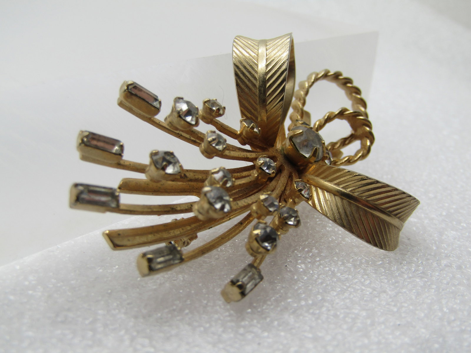 Vintage Rhinestone Looped Bow Rhinestone Rays, 1960's-1970's, Sarah Coventry - 3