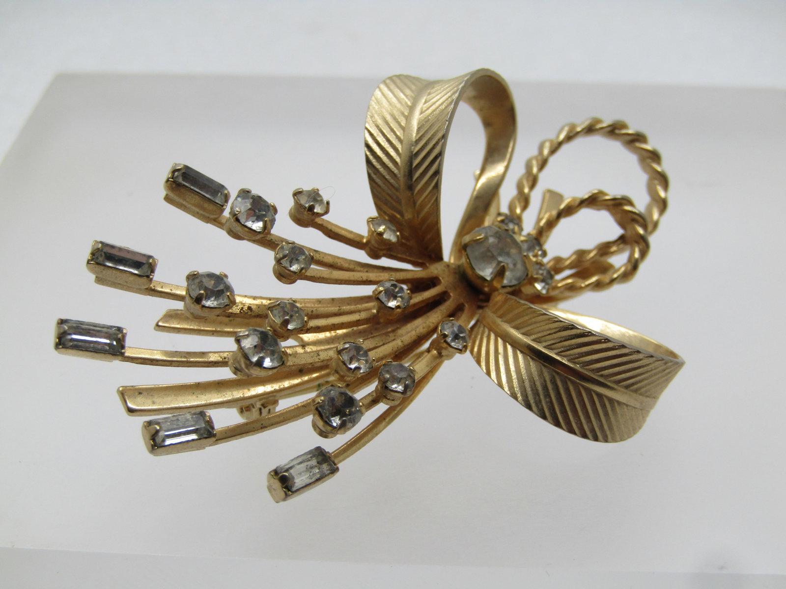 Vintage Rhinestone Looped Bow Rhinestone Rays, 1960's-1970's, Sarah Coventry - 6