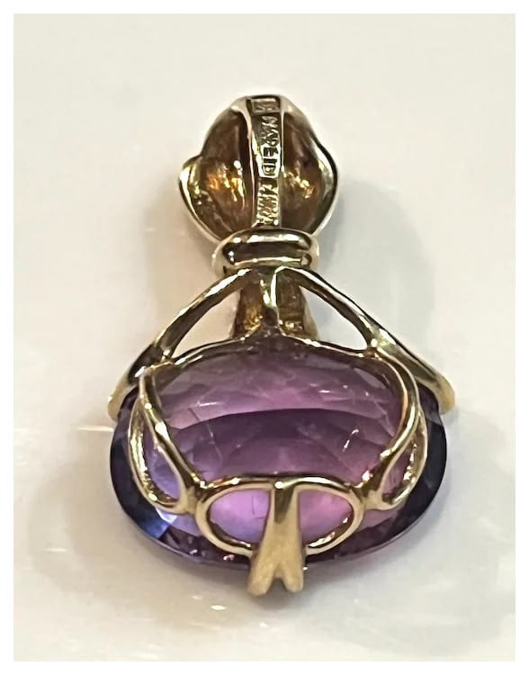 Estate Five Carat 14k Gold Oval Amethyst - 6