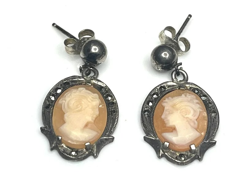 Vintage Marcasite Cameo Pierced Earrings - 2