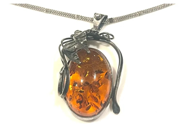 Estate Sterling Silver Large Baltic Amber Pendant on Unusual Sterling Chain/Necklace - 2