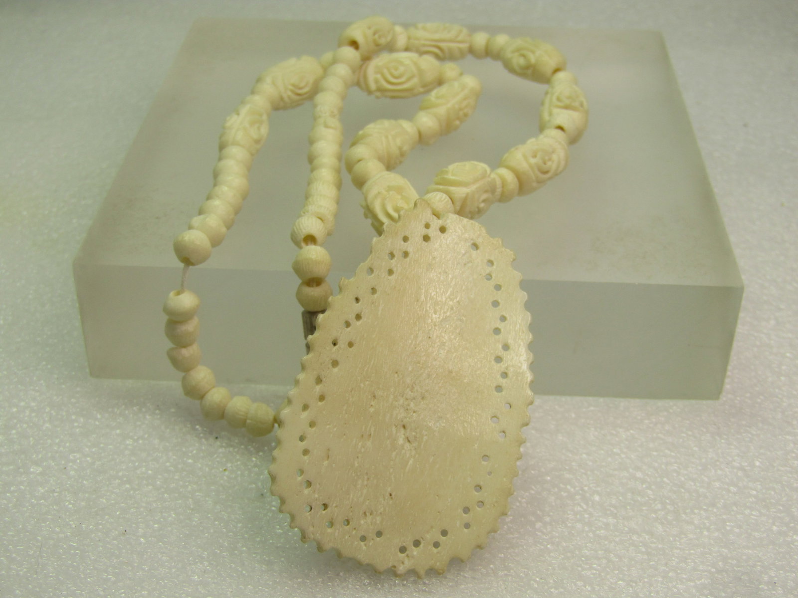 Vintage Carved Bone Beaded necklace, Drop Pendant, 1960's-1970's - 7