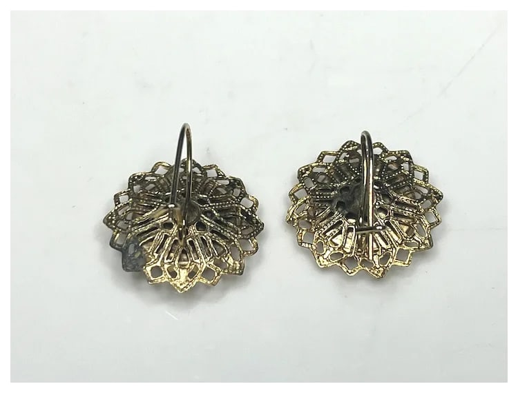 Vintage Gold Tone Cameo Costume Earrings - 4