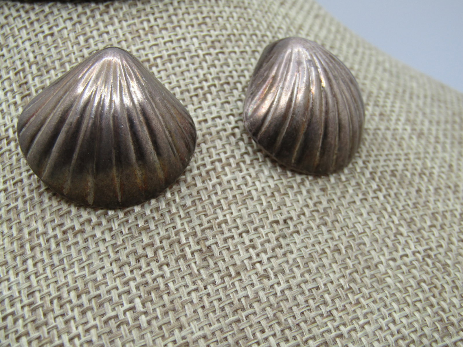 Vintage Sterling Shell Domed Earrings, Studs, Pierce, 1970's-1980's, Signed ND - 2