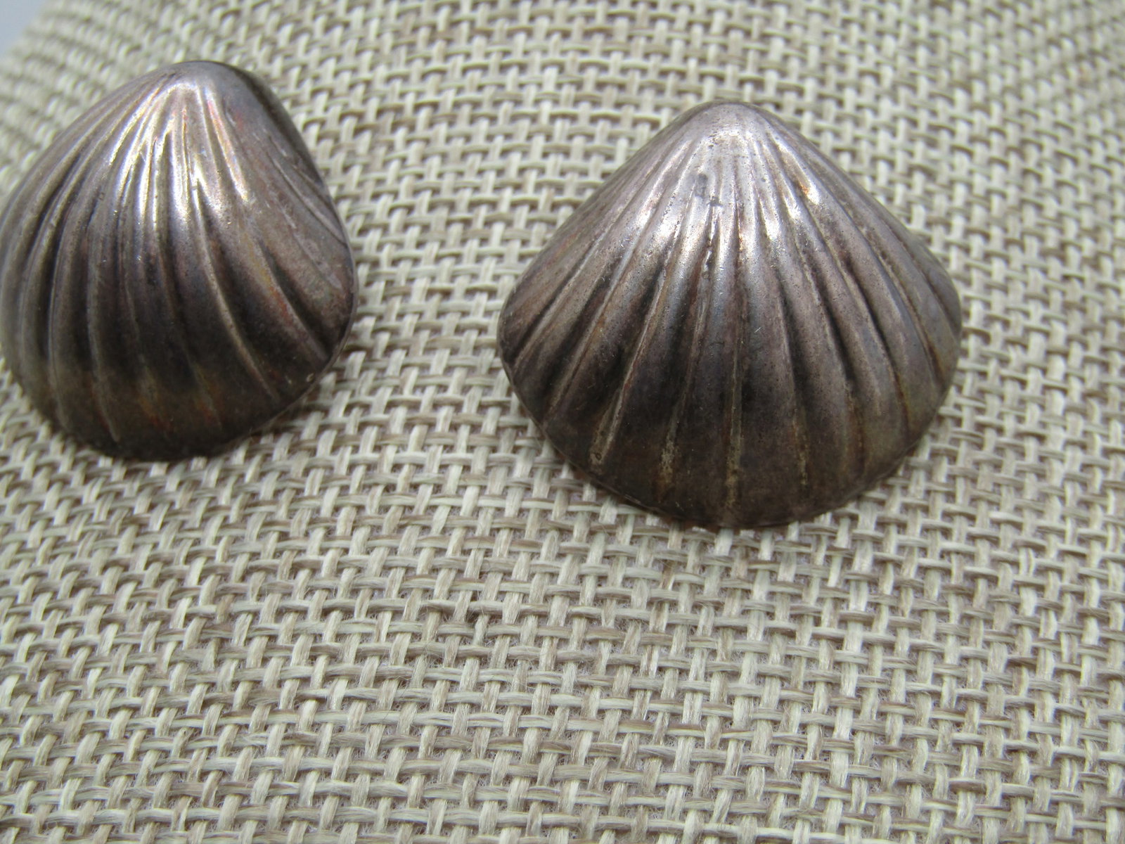 Vintage Sterling Shell Domed Earrings, Studs, Pierce, 1970's-1980's, Signed ND - 3