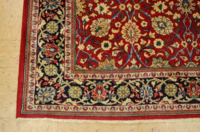 Persian SAROUK RUG 4'4" x 6'10" - 3