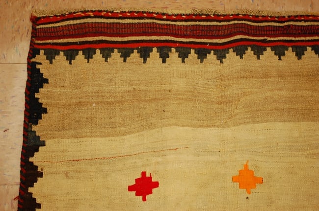 Persian SHIRAZ RUG 4' x 6'7" - 4
