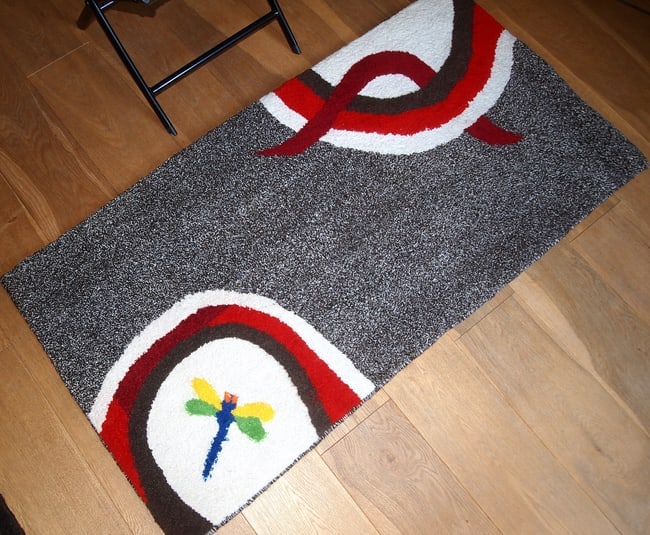 Handmade contemporary ORA French hooked rug 2.4 x 4.7' (73cm x 143cm), 2021 - 9