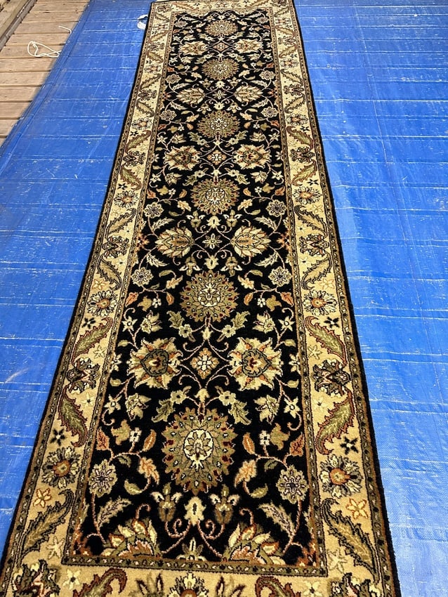 Hand Knotted Agra Tabriz 2.6x8 ft. - 9