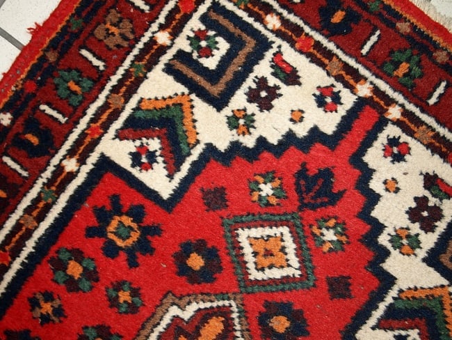 Handmade vintage Persian Hamadan rug 2.4' x 4.5' (74cm x 140cm) 1970s - 3