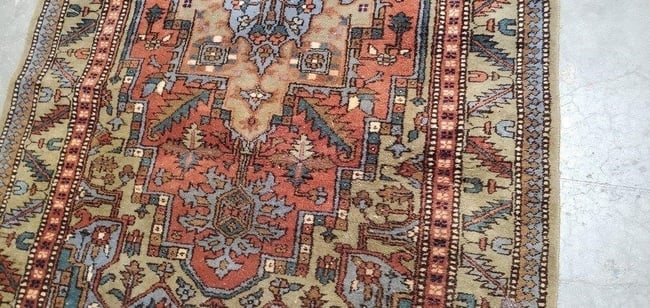 Hand Knotted Persian Bohkara Rug . 5x3 ft - 3