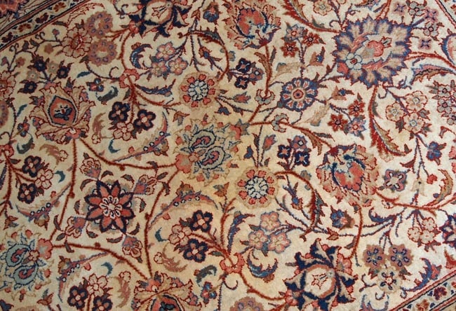 Handmade antique Persian Kashan rug 4.1' x 6.3' (125cm x 192cm) 1910s - 2