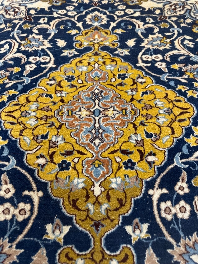 Hand Knotted Persian Nain 2.4x4.5 ft. - 3