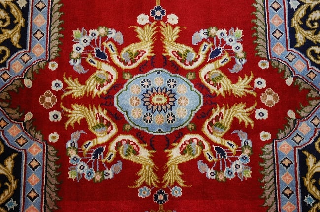 Persian KASHAN RUG 2'3" x 2'9" - 4