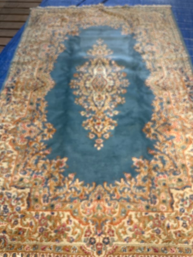 Hand Knotted Persian Kermen -6x9 ft: Title: Hand Knotted Persian Kermen -6x9 ft Description:Hand Knotted Persian Kermen -6x9 ft Size: 6x9 ft Circa:1980 Origin: Material:100 % Wool Reserve: $200.00 Shipping: Domestic: Flat-rate of