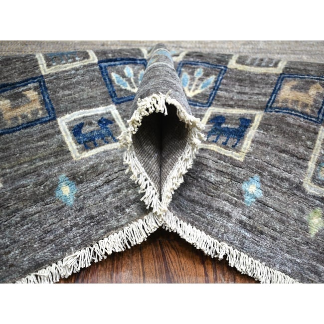 Goose Gray, Karajeh Design, Pure Wool, Hand Knotted Round Rug - 5