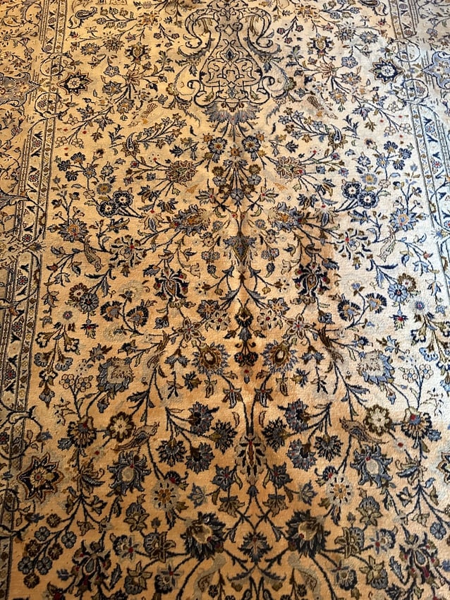 Very Fine Hand Knotted Persian Silk Rug 6.4x4.2 ft - 2
