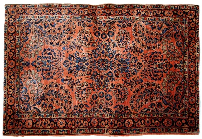 Handmade antique Persian Sarouk rug 3.2' x 5.3' ( 97cm x 161cm) 1920s: Title:Handmade antique Persian Sarouk rug 3.2' x 5.3' ( 97cm x 161cm) 1920s Origin:Persia Dimension:3.2' x 5.3' ( 97cm x 161cm ) Materials:wool Year:1920s Description:Antique Sarouk rug in red shade