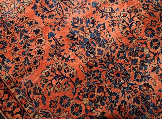 Handmade antique Persian Sarouk rug 3.2' x 5.3' ( 97cm x 161cm) 1920s - 3