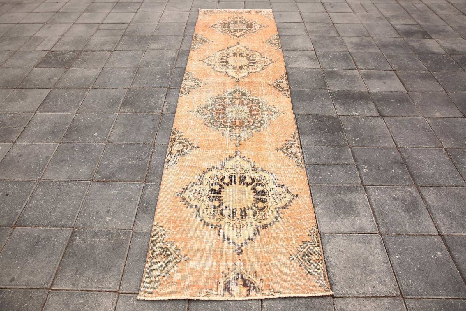 2'7'' x 10'1'' Turkish Vintage Runner Rug - 5531 - 2