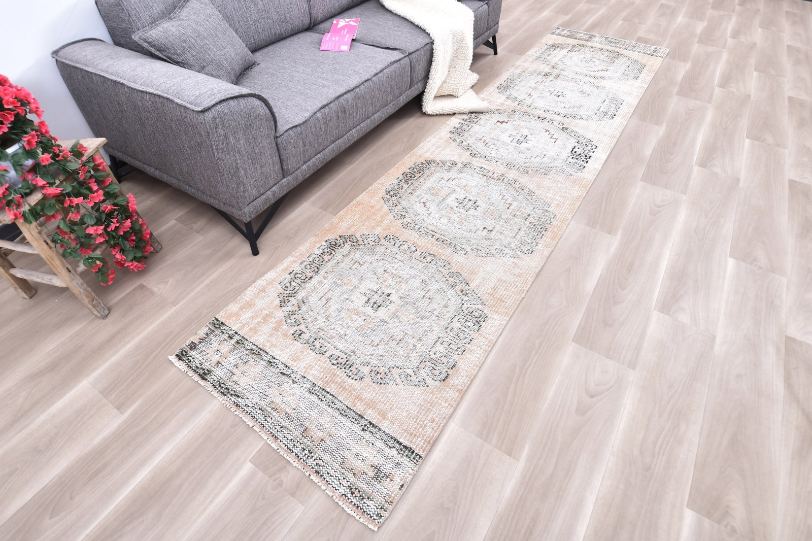 2'8'' x 11'4'' Turkish Vintage Runner Rug - 240922 - 2