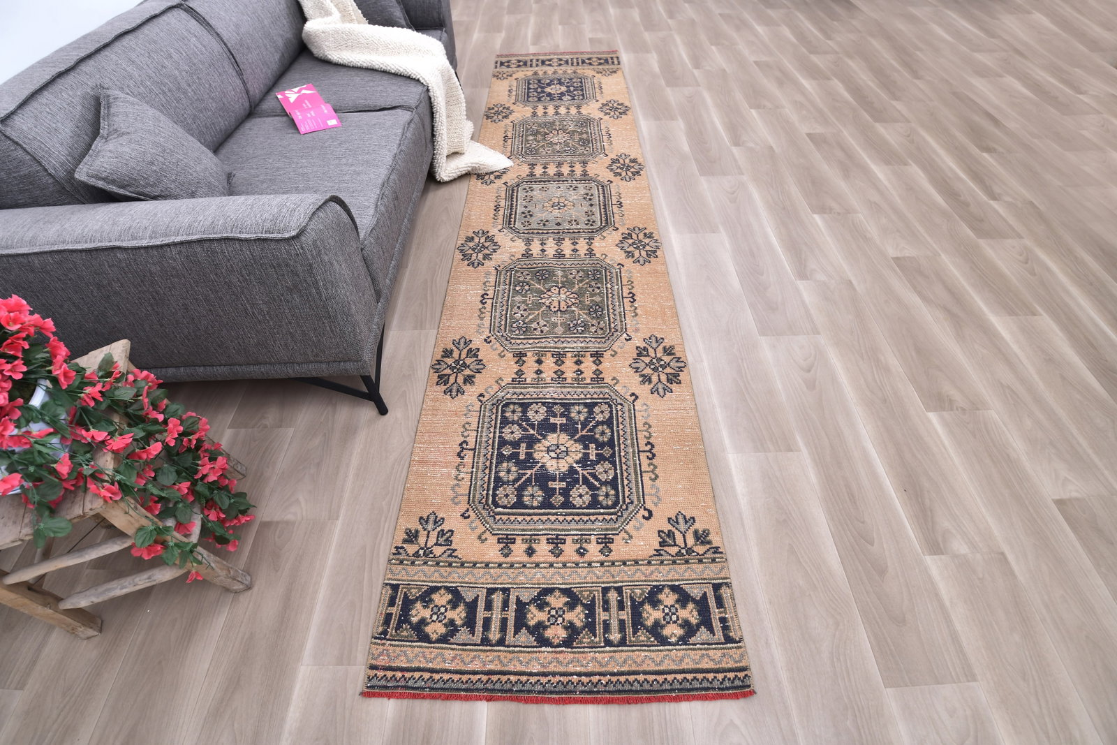 2'6'' x 11'8'' Turkish Vintage Runner Rug - 240926 - 3