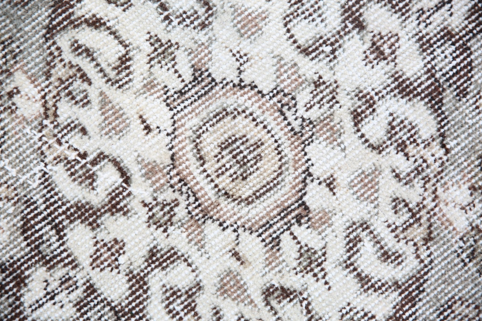 5'4'' x 8'9'' Handmade Vintage Wool Rug - 6383 - 7