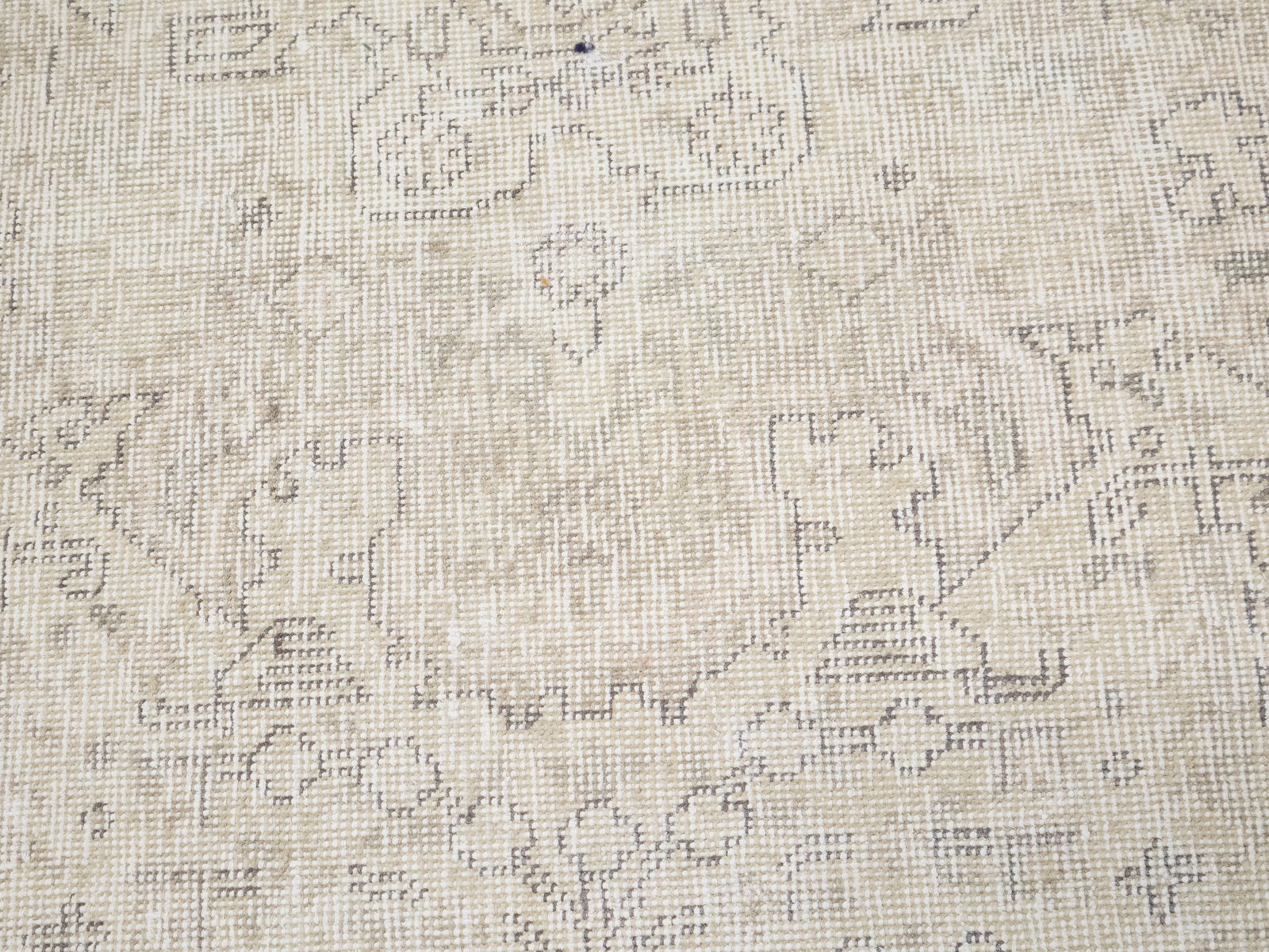 Antique Muted Beige Floral 6'4X9'5 Distressed Vintage Oriental Rug - 7