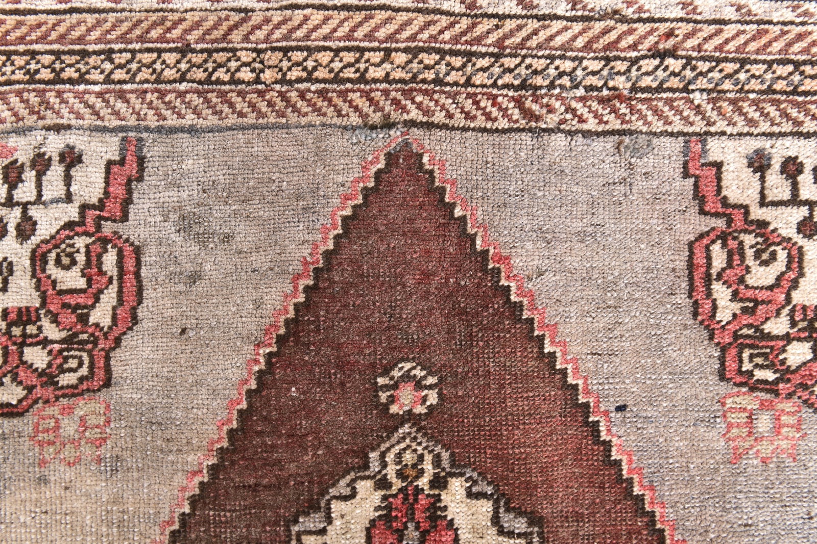4'5'' x 8'0'' Handmade Vintage Wool Rug - 240093 - 7
