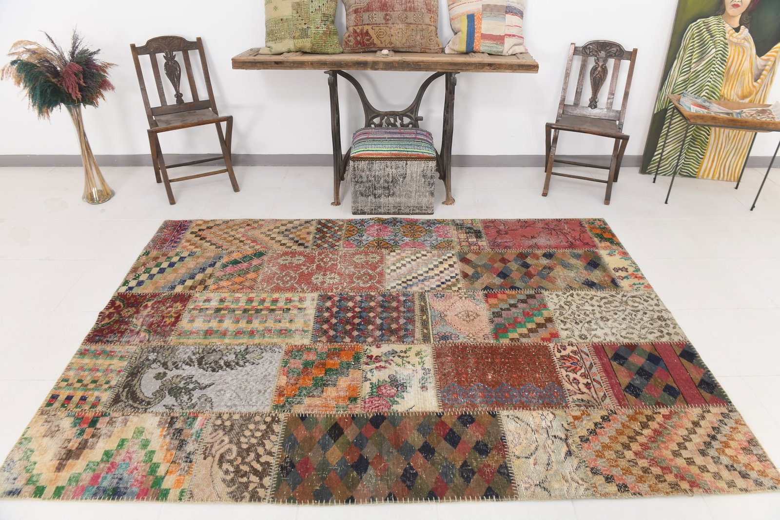 5'6'' x 8'0'' Handmade Vintage Wool Rug - 24404 - 3