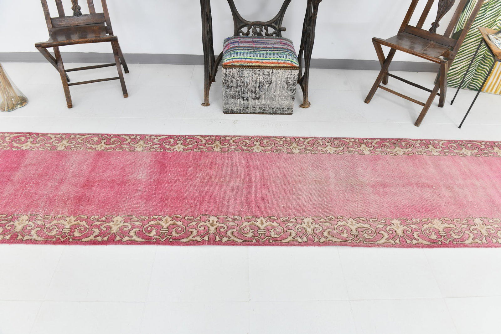 2'6'' x 18'4'' Turkish Vintage Runner Rug - 23074 - 4