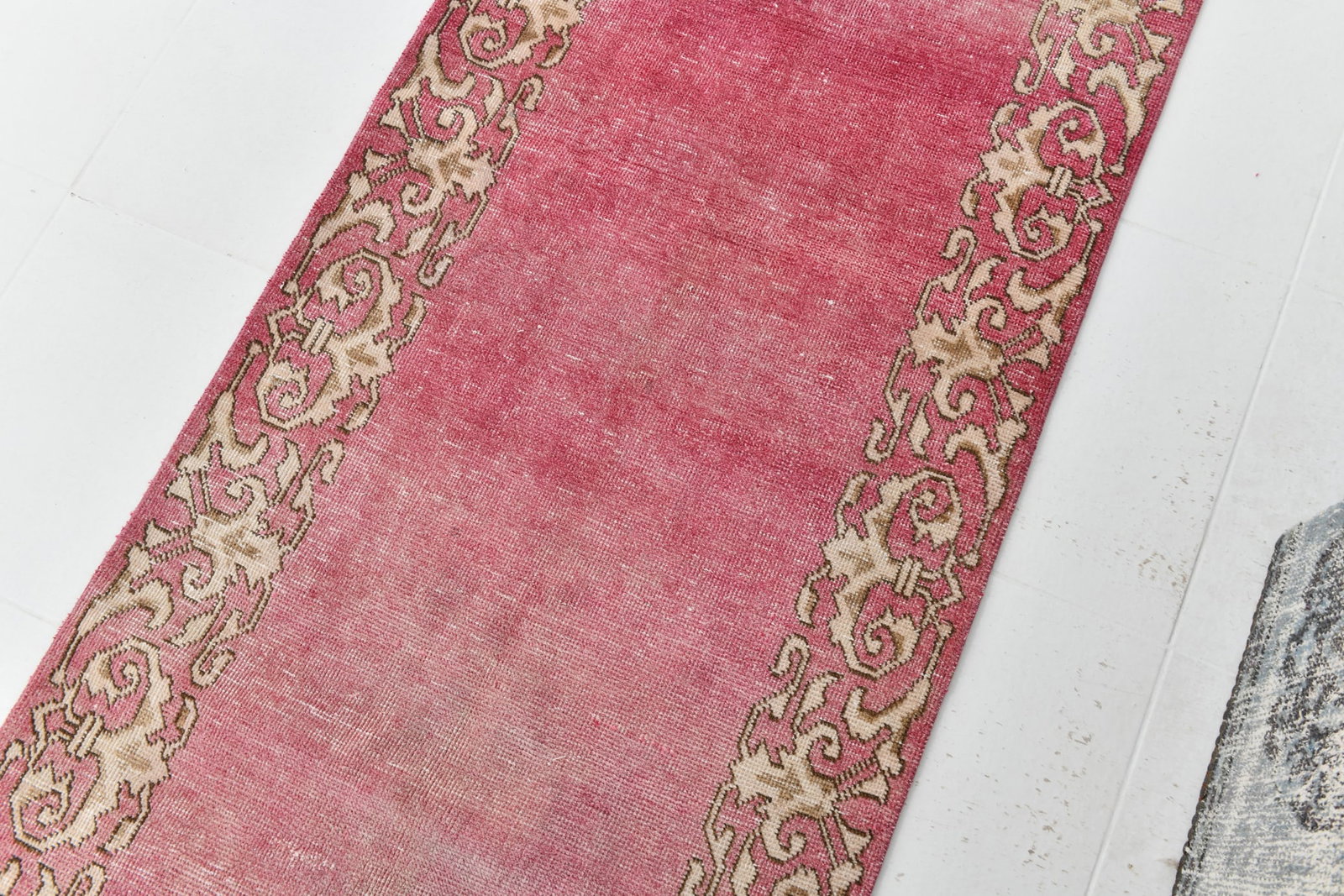 2'6'' x 18'4'' Turkish Vintage Runner Rug - 23074 - 7