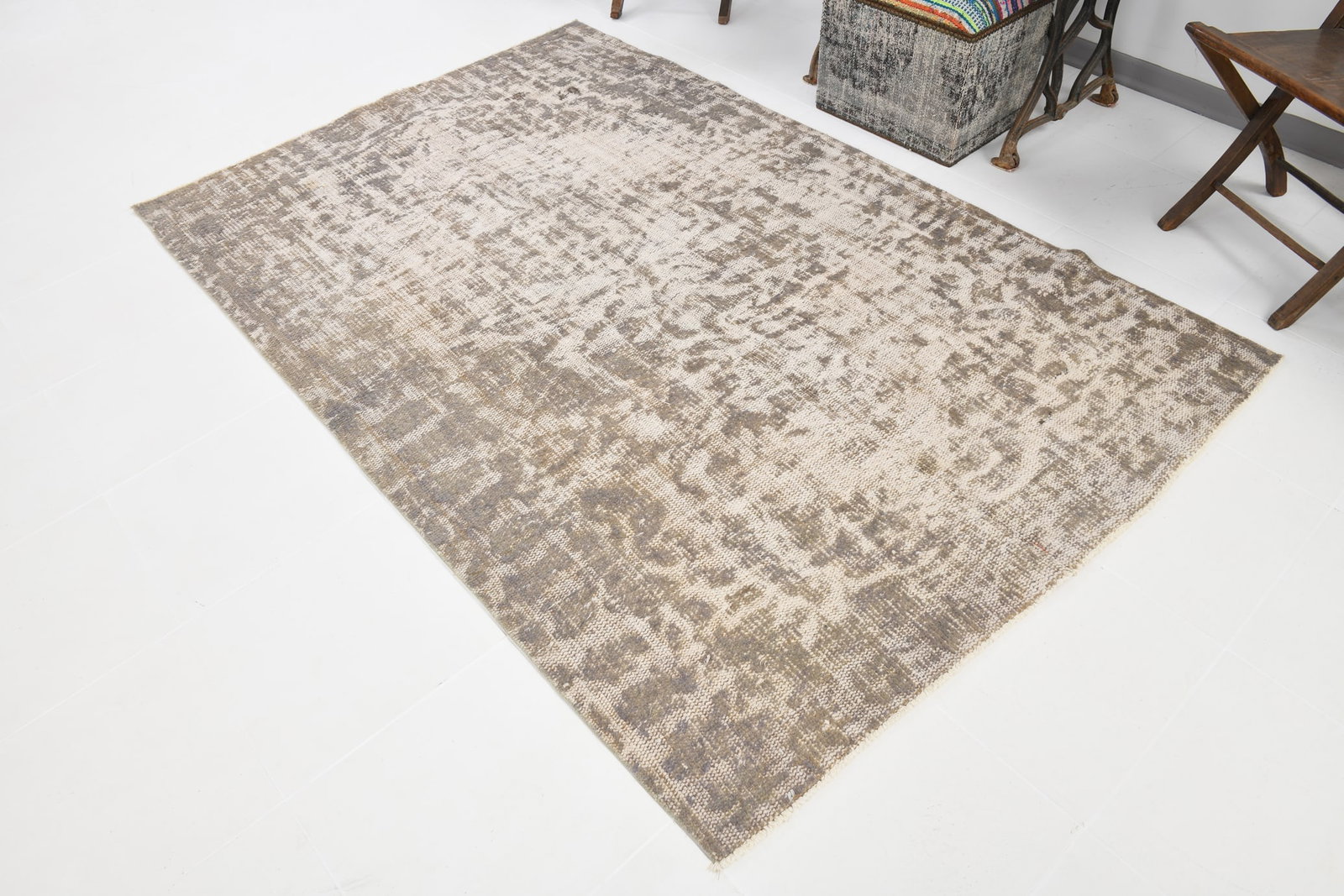 5'0'' x 7'8'' Handmade Vintage Wool Rug - 4768 - 4